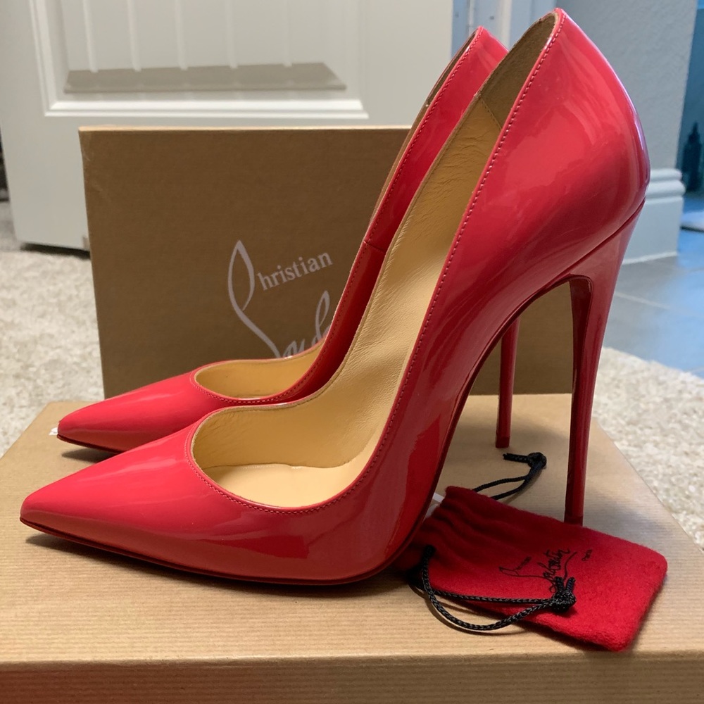 **AUTHENTIC** Christian Louboutin So Kate Pumps
